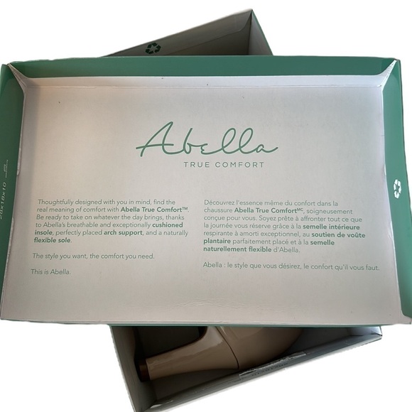 Abella Taupe Patent Leather Pumps - Size 9W - Picture 14 of 14